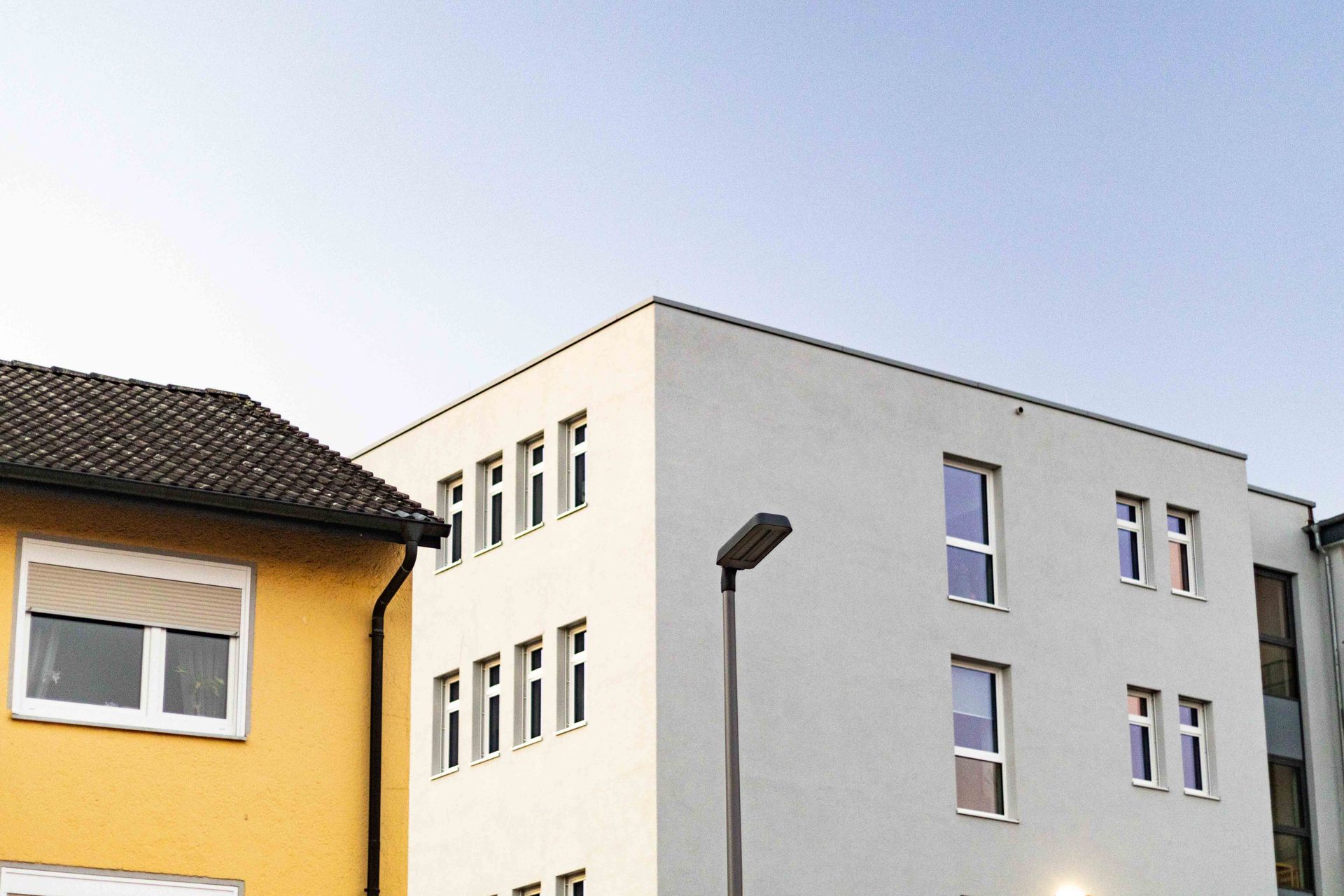 Moderne Gebäudefassade